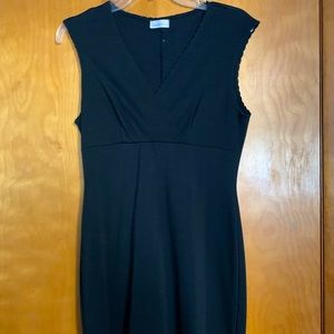 V-Neck, Slit Leg LBD!